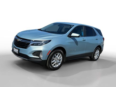 Used 2022 Chevrolet Equinox LT image 1