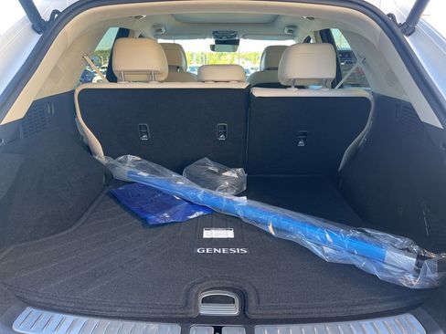 Used 2025 Genesis GV70 3.5T Sport w/ Sport Advanced Package image 12