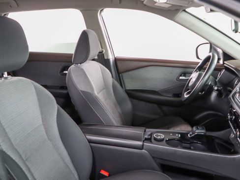 Used 2022 Nissan Rogue SV AWD/4WD image 26