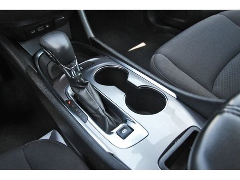 Used 2023 Chevrolet Malibu LT FWD image 29