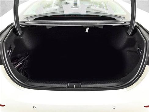 Certified 2025 Mercedes-Benz E 450 4MATIC Sedan w/ Multicontour Seating Package image 6