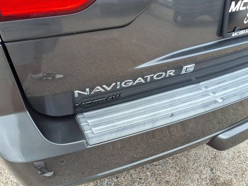 Used 2015 Lincoln Navigator L 2WD image 9