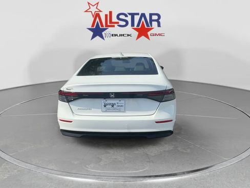Used 2025 Honda Accord LX image 6