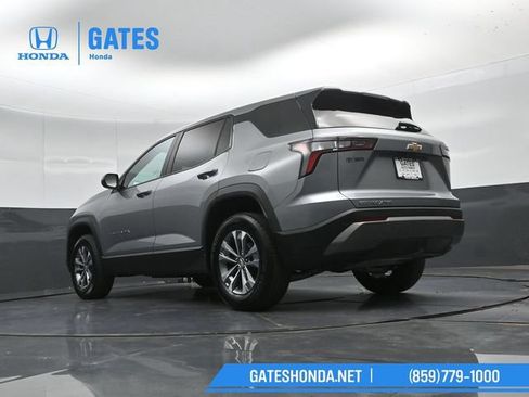 Used 2025 Chevrolet Equinox LT AWD/4WD image 43