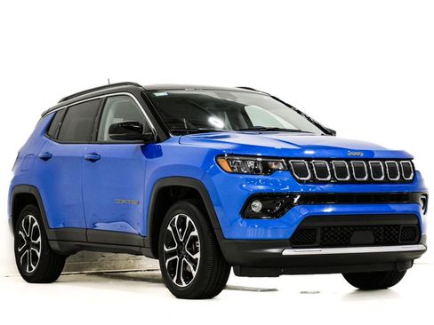 Used 2022 Jeep Compass Limited w/ Sun and Sound Group AWD/4WD image 1