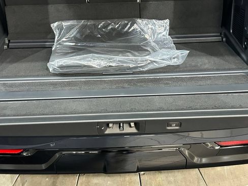 New 2026 Lincoln Navigator Reserve w/ Jet Appearance Package AWD/4WD image 35