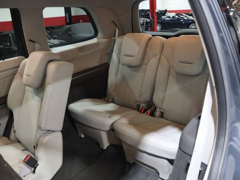 Used 2013 Mercedes-Benz GL 450 4MATIC image 40