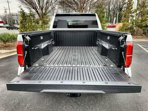 New 2026 Toyota Tacoma SR5 image 31