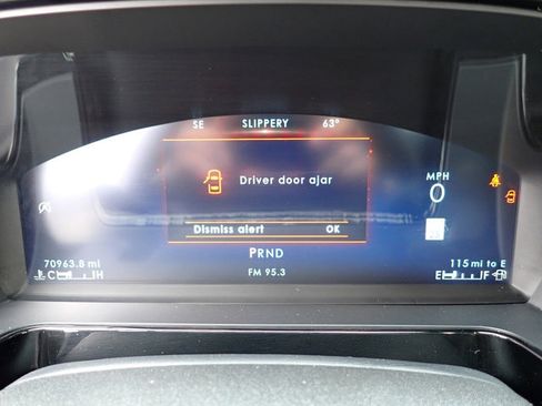 Used 2023 Lincoln Corsair AWD w/ Equipment Group 101A image 29