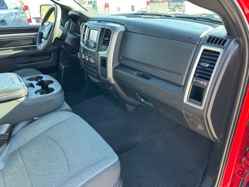 Certified 2022 RAM 1500 Classic Warlock w/ Technology Package I AWD/4WD image 19