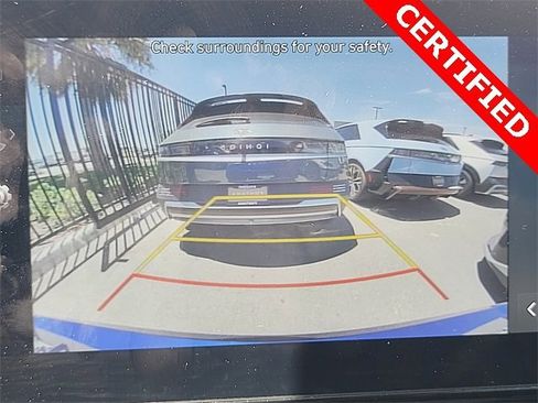 Used 2024 Hyundai Elantra SEL w/ Convenience Package image 8