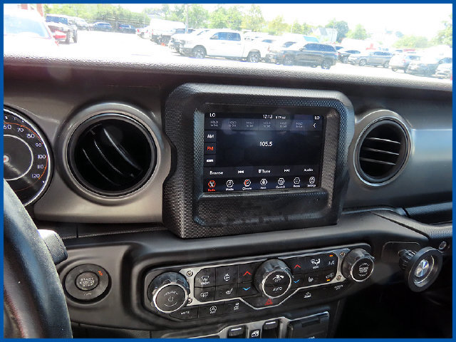 Used 2023 Jeep Wrangler Unlimited Sport AWD/4WD image 17