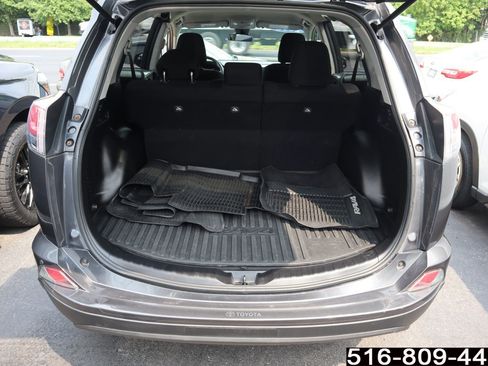Used 2018 Toyota RAV4 LE w/ All Weather Liner Package AWD/4WD image 22