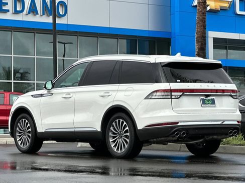 Used 2024 Lincoln Aviator Reserve AWD/4WD image 6