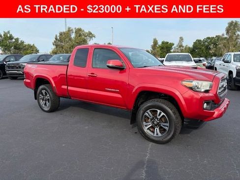 Used 2016 Toyota Tacoma TRD Sport w/ Towing Package AWD/4WD image 1