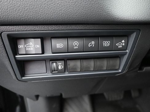 New 2026 Toyota Tundra Limited AWD/4WD image 19