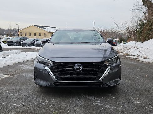 Certified 2025 Nissan Sentra SV w/ SV Premium Package image 2