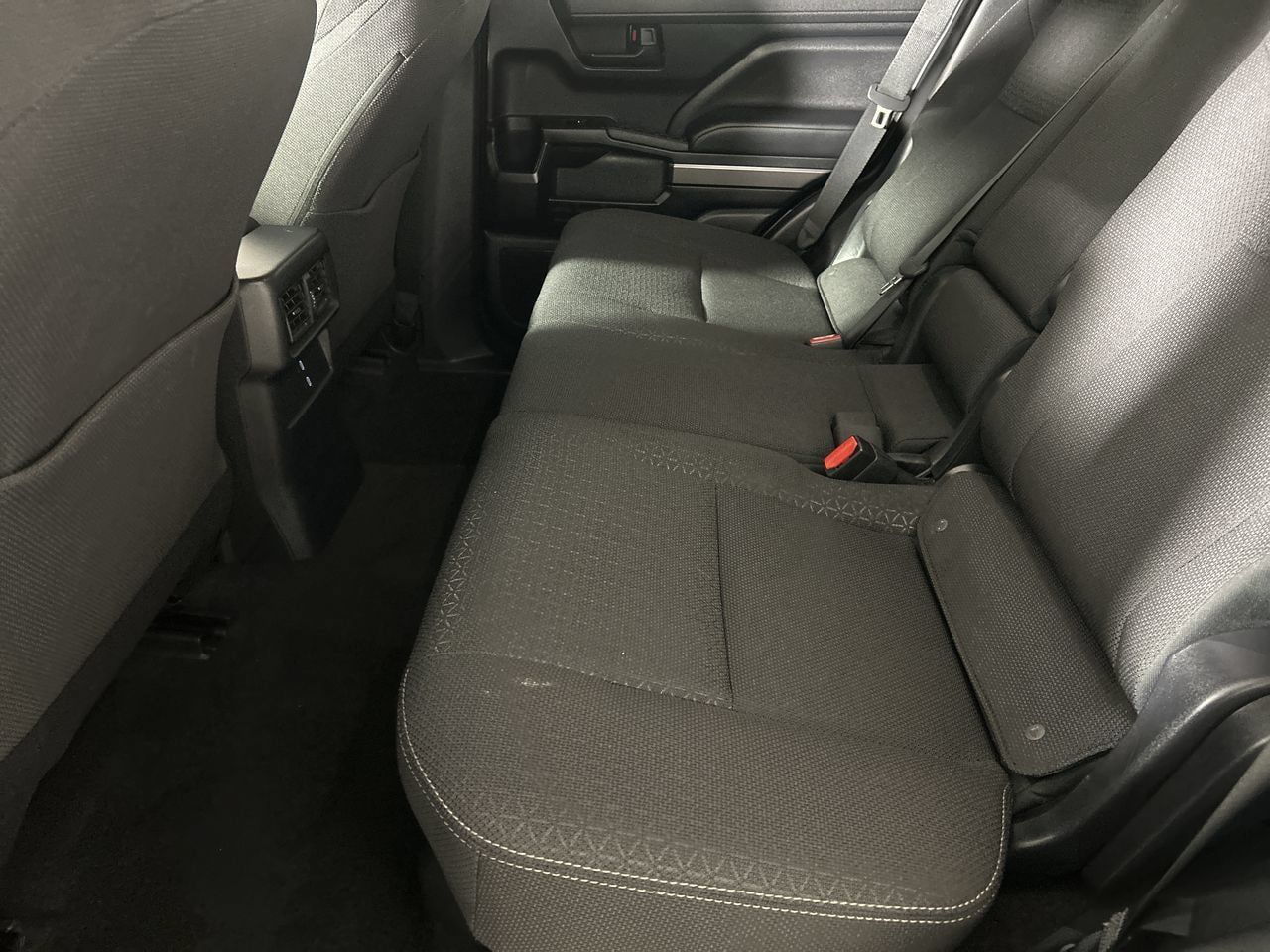 Used 2025 Toyota 4Runner SR5 AWD/4WD image 24
