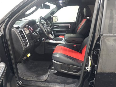 Used 2024 RAM 1500 Warlock AWD/4WD image 5