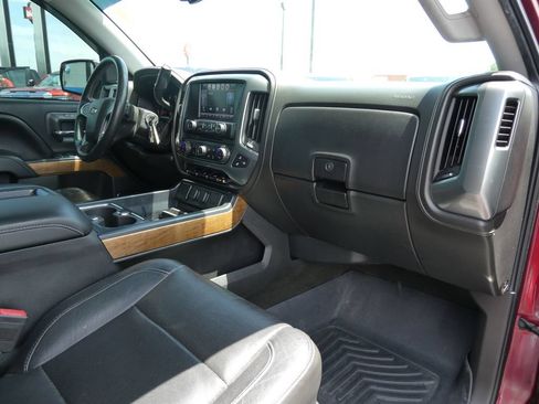 Used 2015 Chevrolet Silverado 1500 LTZ w/ LTZ Plus Package AWD/4WD image 15