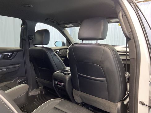 Used 2025 Buick Enclave Sport Touring image 44