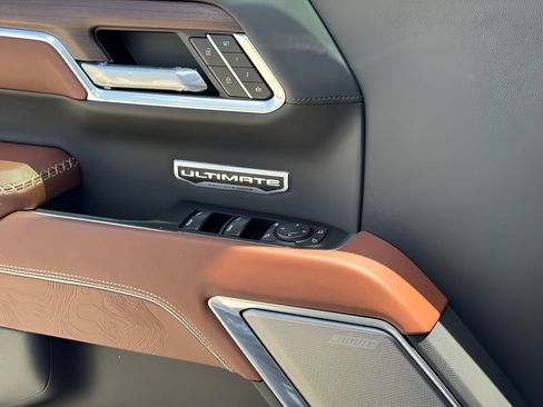 New 2026 GMC Sierra 1500 Denali Ultimate AWD/4WD image 12