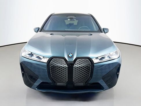 Used 2024 BMW iX xDrive50 w/ Sport Package AWD/4WD image 2