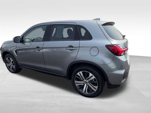 Used 2025 Mitsubishi Outlander Sport SE AWD/4WD image 4