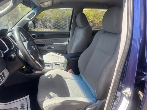 Used 2014 Toyota Tacoma 4x4 Double Cab w/ TRD Sport Package image 14