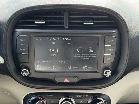 Used 2024 Kia Soul LX w/ Option Group 015 image 41