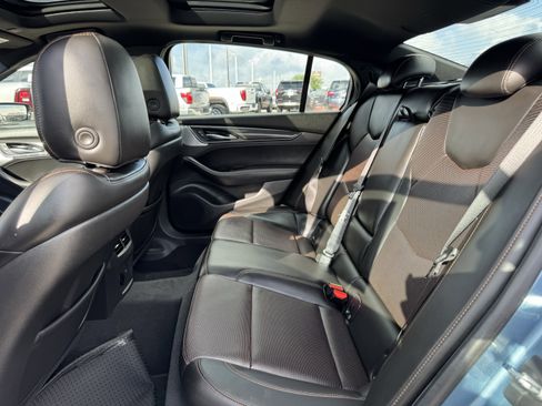 Used 2023 Cadillac CT5 Sport RWD image 30