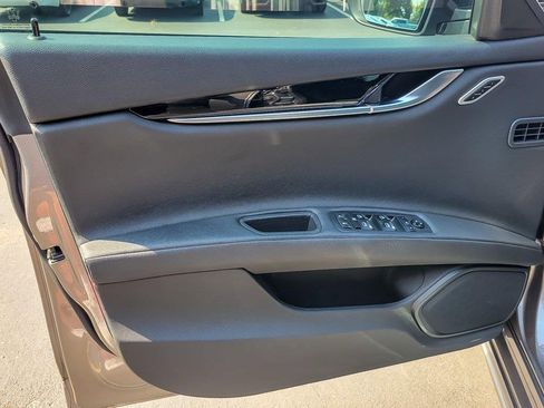 Used 2022 Maserati Ghibli Modena image 18