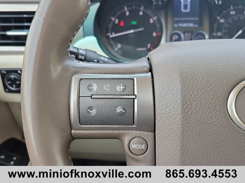 Used 2014 Lexus GX 460 w/ Premium Package AWD/4WD image 27