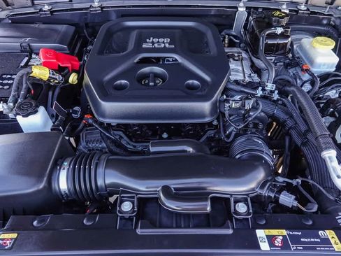 Certified 2021 Jeep Wrangler Unlimited Sport image 26