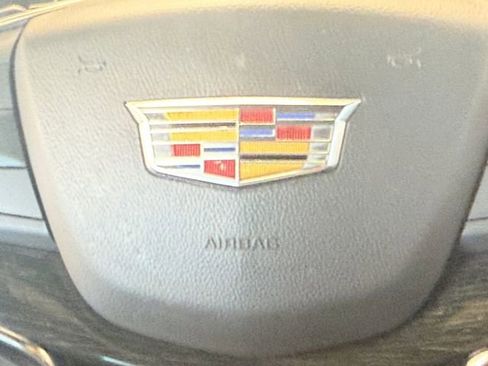 Used 2020 Cadillac XT5 Premium Luxury image 5