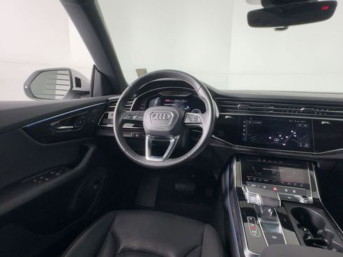 Used 2021 Audi Q8 Premium Plus w/ Premium Plus Package image 28