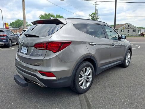 Used 2018 Hyundai Santa Fe Sport 2.0T AWD/4WD image 8