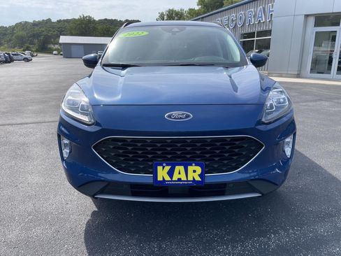 Certified 2022 Ford Escape Titanium w/ Class II Trailer Tow Package AWD/4WD image 4