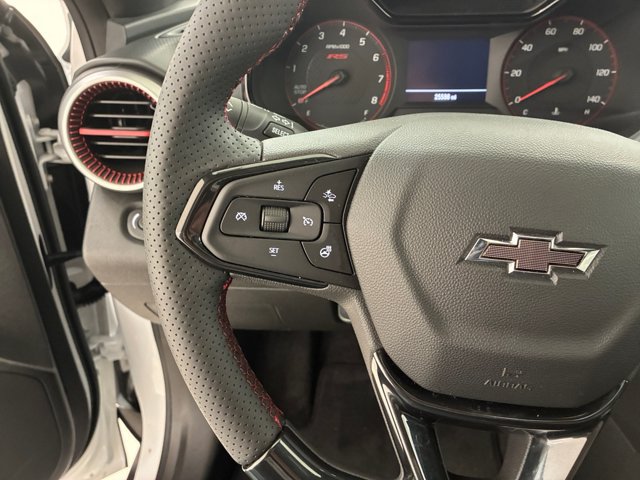 Used 2024 Chevrolet Trax RS w/ Sunroof Package FWD image 23