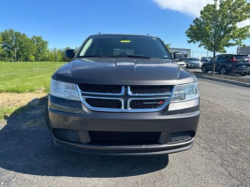 Used 2020 Dodge Journey SE FWD image 2