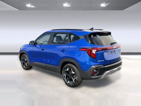 Used 2025 Kia Seltos S FWD image 3