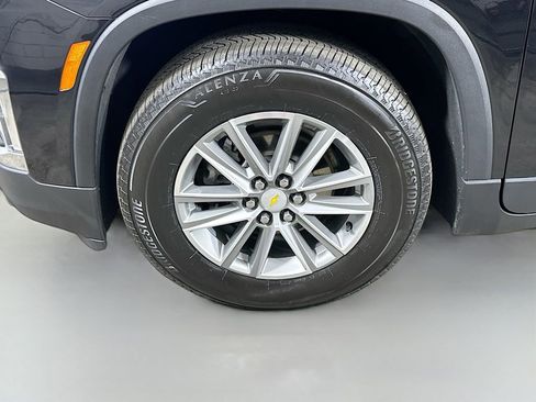 Used 2022 Chevrolet Traverse LT w/ LPO, Floor Liner Package AWD/4WD image 8