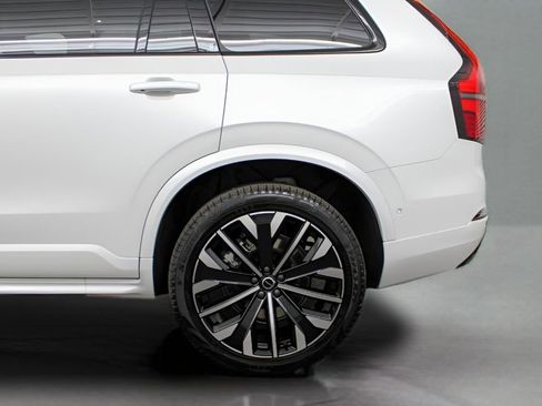 New 2026 Volvo XC90 B6 Ultra w/ Protection Package Premier image 32