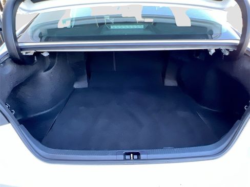 Used 2024 Toyota Camry SE image 23