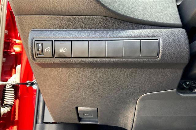 Certified 2026 Toyota Corolla SE FWD image 33