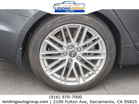 Used 2020 Genesis G70 2.0T image 10