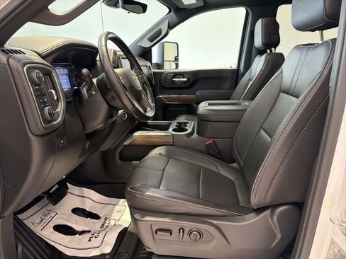 Used 2021 Chevrolet Silverado 2500 High Country w/ Z71 Off-Road Package AWD/4WD image 20
