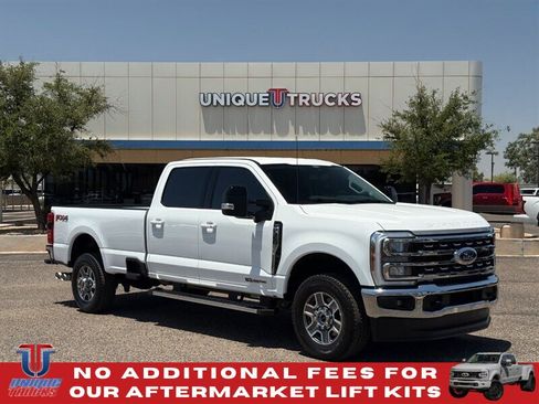 Used 2025 Ford F350 Lariat w/ FX4 Off-Road Package AWD/4WD image 4