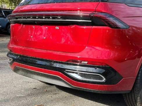 New 2026 Lincoln Nautilus Reserve image 5