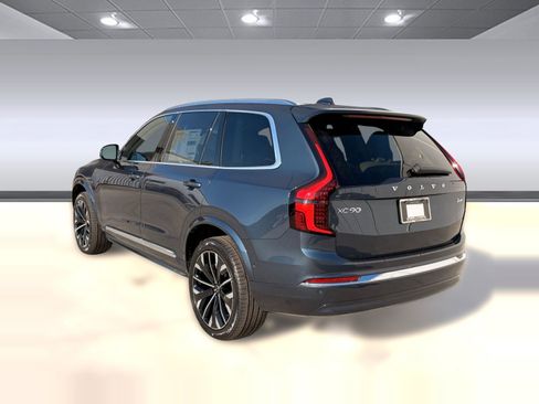 New 2026 Volvo XC90 B6 Ultra w/ Protection Package AWD/4WD image 3